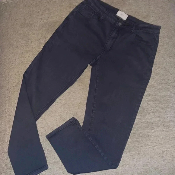 BKE Denim - BKE Buckle Charcoal Skinny Estilo Jeans Size 29.    X